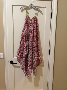 Roller Rabbit Pink Mosaic Handkerchief-Hem Dress with Lime Trim